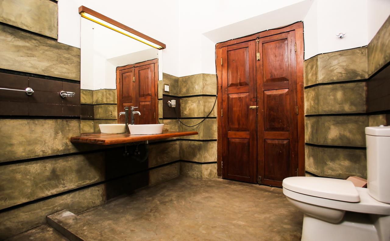 Villa Indrasiriya Ахангама Екстериор снимка